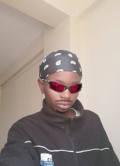 Ell - Transsexual escort in Nairobi Photo 2 of 3