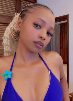 Ella African - puta in Noida Photo 5 of 6