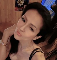 Ella Available in Okinawa - Transsexual escort in Okinawa Island