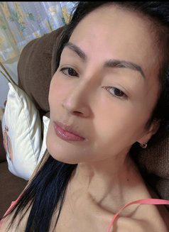Ella Available in Okinawa - Transsexual escort in Okinawa Island Photo 8 of 13