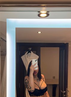 ella big ass girl - puta in Muscat Photo 6 of 7