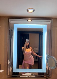 ella big ass girl - escort in Muscat Photo 16 of 17