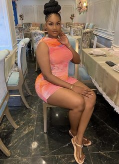 Ella - escort in Accra Photo 1 of 4