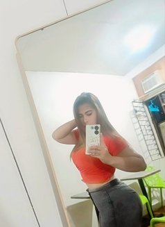 Ella ( vcs,contents,incall,outcall) - puta in Manila Photo 20 of 21