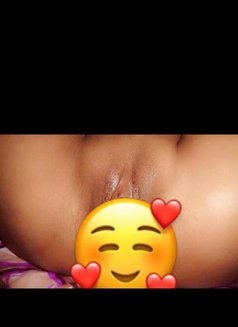 Ella - puta in Dubai Photo 8 of 10