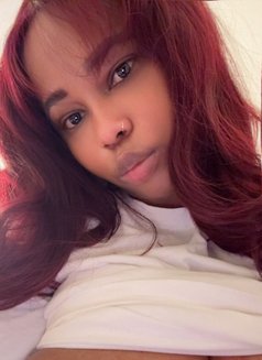 Ella - escort in Dubai Photo 8 of 11