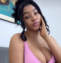 Ella - puta in Erbil