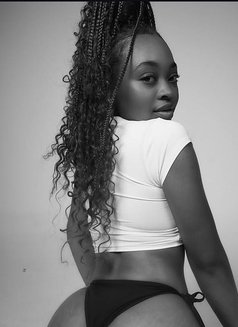 Ella, Hot Independent Queen - puta in Dhaka Photo 1 of 3