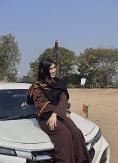 Ella - escort in Indore Photo 15 of 15