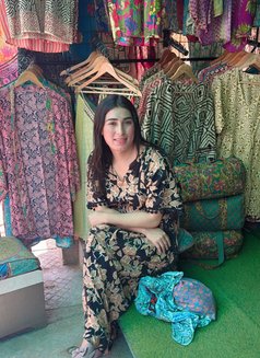 Ella - escort in Indore Photo 2 of 15