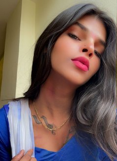 Ella - Acompañantes transexual in New Delhi Photo 3 of 6