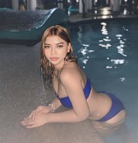 Ella - puta in Bali