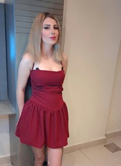 Ella - puta in Beirut Photo 4 of 21