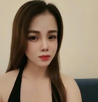 Ella - puta in Phuket