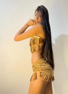 Ella - escort in Muscat Photo 2 of 4