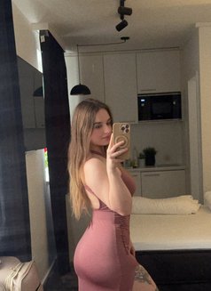 Ella - puta in Maspalomas Photo 5 of 10