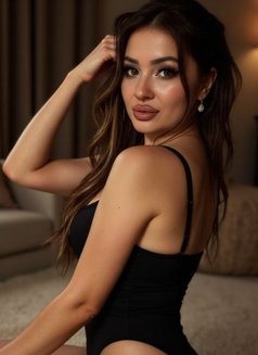 Ella - escort in Bangalore Photo 1 of 14