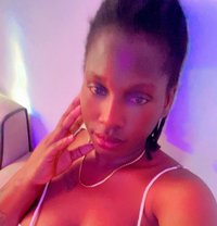 Ella - escort in Pune