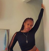 Ella - puta in Noida Photo 1 of 4