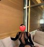 ELLA - puta in Singapore Photo 2 of 3