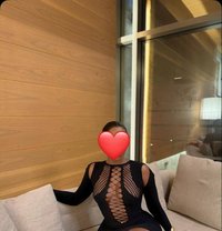 ELLA - escort in Singapore Photo 2 of 3