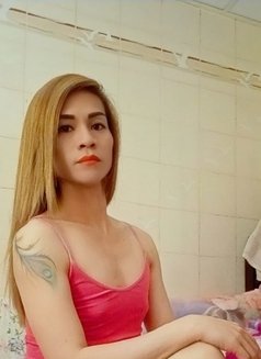 Ella Versatility - Transsexual escort in Dubai Photo 4 of 5