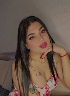 Ella23 - Transsexual escort in Beirut Photo 4 of 6