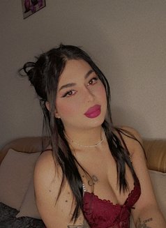 Ella23 - Transsexual escort in Beirut Photo 5 of 6