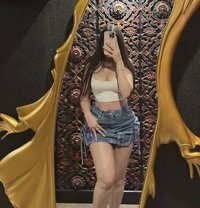 Ella5378 - puta in Osaka