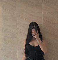 Ella5378 - puta in Osaka