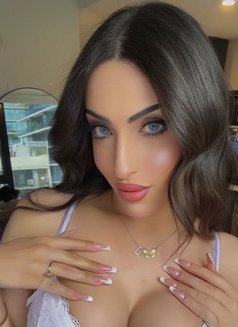Ellaa - Acompañantes transexual in Montreal Photo 7 of 10