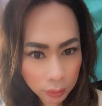 Ellah - Transsexual escort in Jeddah