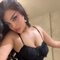 Elle - escort in Dubai Photo 2 of 6