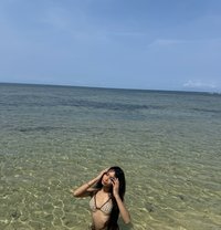 Elle - escort in Makati City