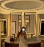 Elle - escort in Paris Photo 1 of 3