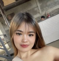 Elle Hot Davao - puta in Davao