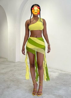 Elle - puta in Nairobi Photo 1 of 1