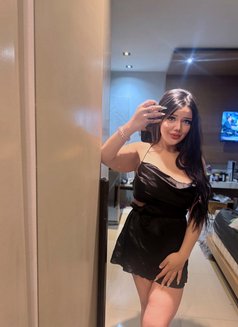 Elle - puta in Phuket Photo 1 of 4