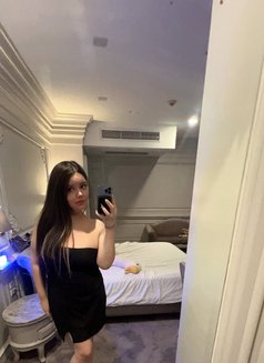 Elle - puta in Phuket Photo 4 of 4