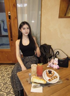 Solar Elle - Transsexual escort in Bangkok Photo 17 of 25