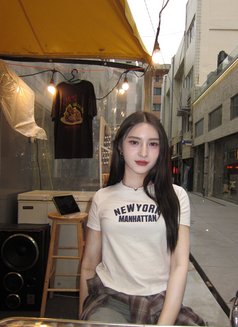 Solar Elle - Transsexual escort in Bangkok Photo 21 of 25