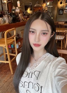 Solar Elle - Transsexual escort in Bangkok Photo 22 of 25