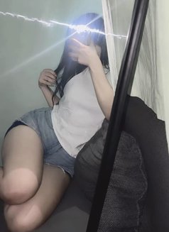 Ellen - escort in Daejeon Photo 3 of 3