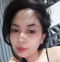 Elli - escort in Quezon