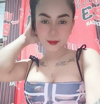 Elli - escort in Quezon