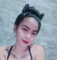 Elli - escort in Quezon