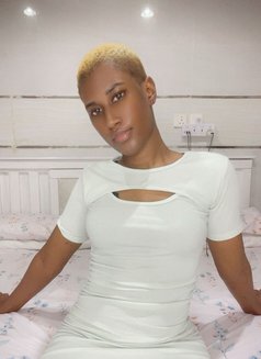 Ellice - escort in Jeddah Photo 1 of 4