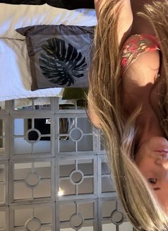 Ellie British - escort in Dubai Photo 7 of 22