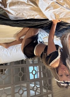 Ellie British - escort in Dubai Photo 20 of 22