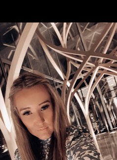 Ellie British - escort in Dubai Photo 17 of 24